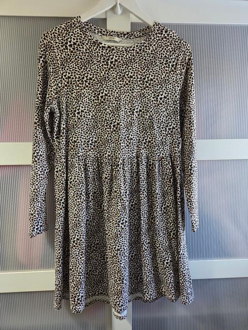  — Size 14 GEORGE tshirt dress