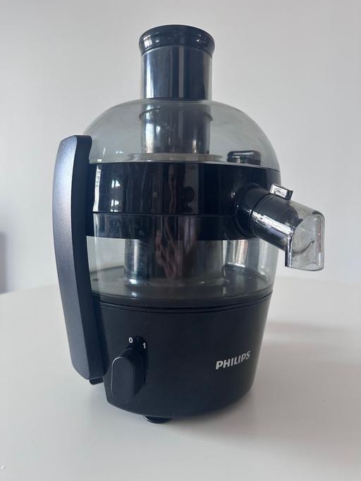  — Philips Juicer Machine