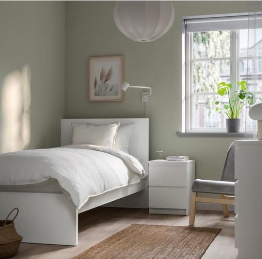  — Single Ikea bed frame