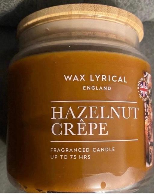  — Hazelnut crepe scented candle
