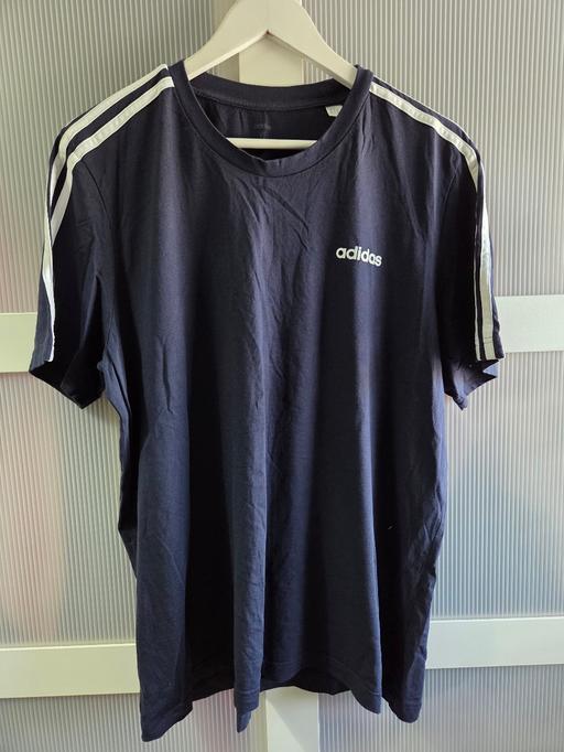  — Size XL mens ADIDAS navy tshirt