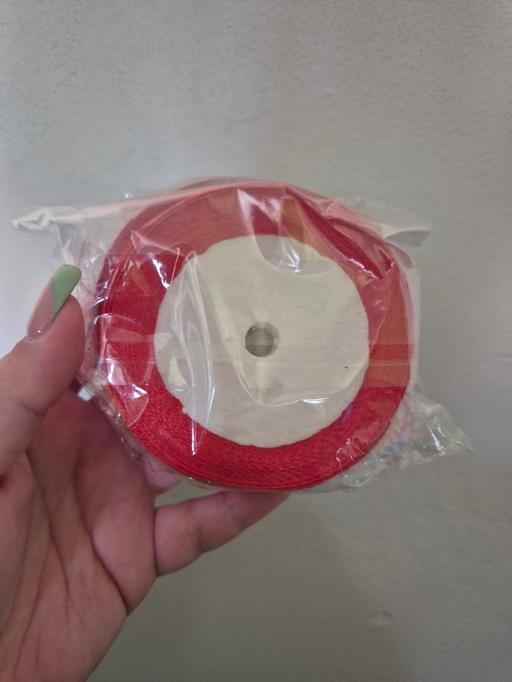  — new 2pcs Red Ribbon