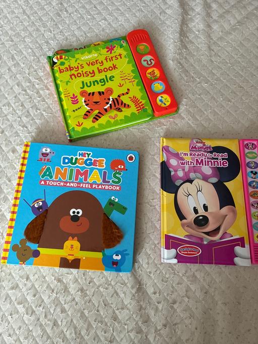  — Baby/toddler interactive books