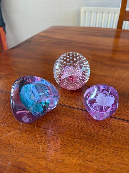  — Caithness paperweights