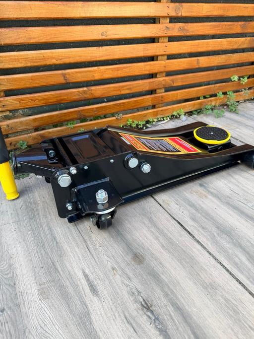  — 3 Ton Hydraulic trolley jack- brand new