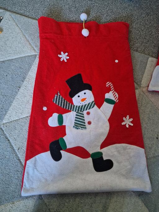  — large Christmas presents sack