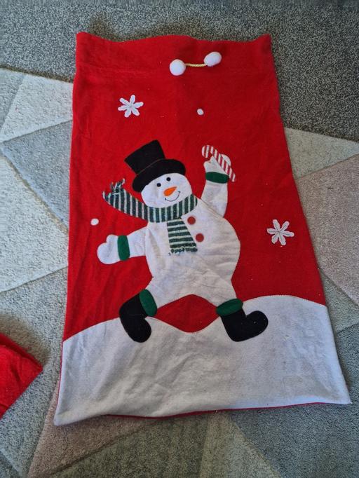  — large Christmas presents sack
