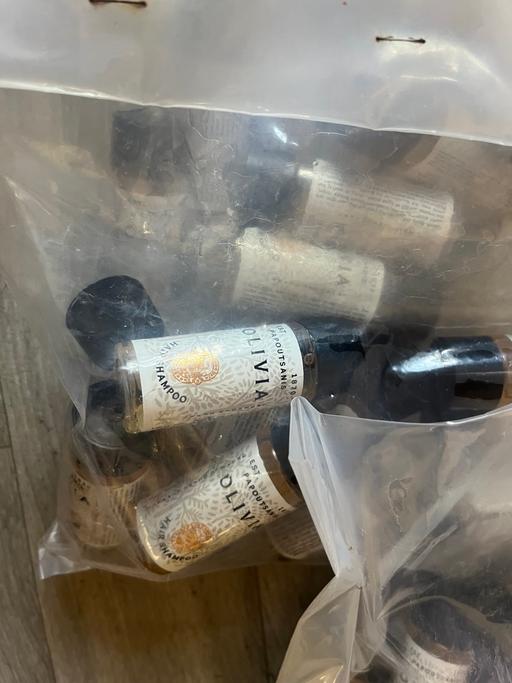  — Bundle of 48 mini travel shampoos