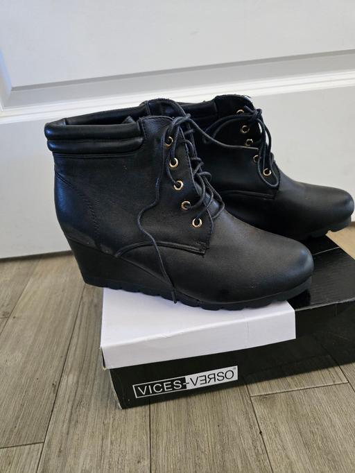  — Vices-Verso black wedge boots- 40