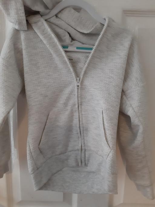  — bargain hoody