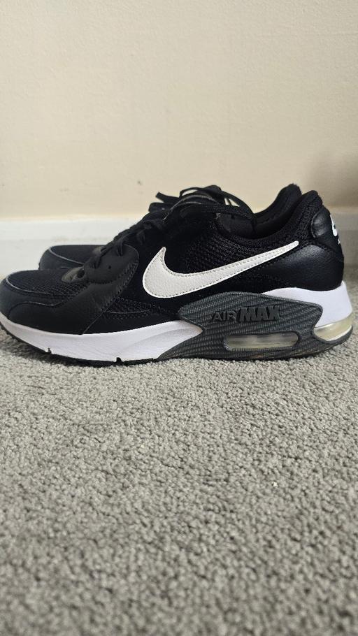  — Nike Air Max Excee Black White Trainers UK 8.