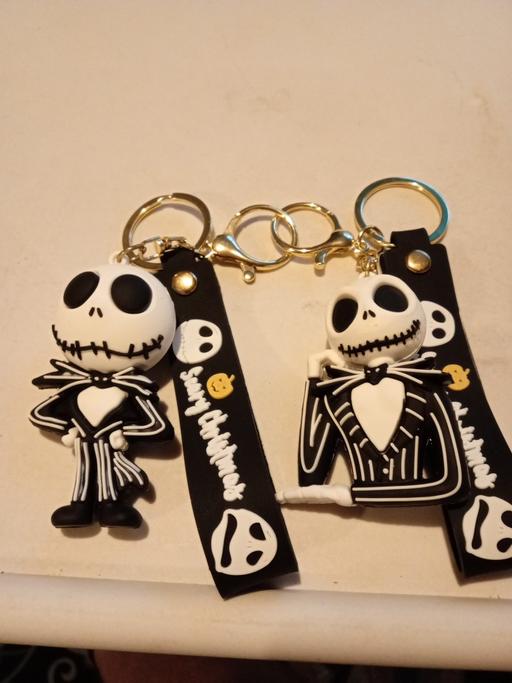  — 2 brand new scary Christmas keyrings