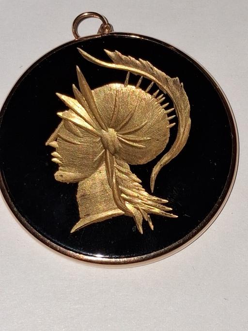  — A gorgeous mens pendant,