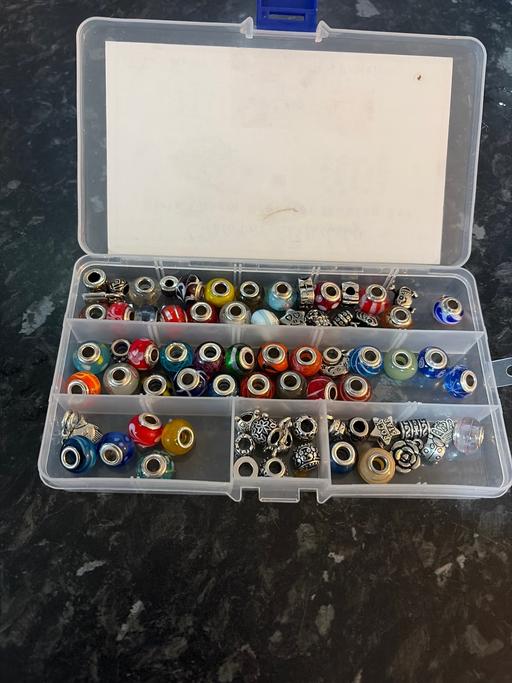  — Bracelet charms