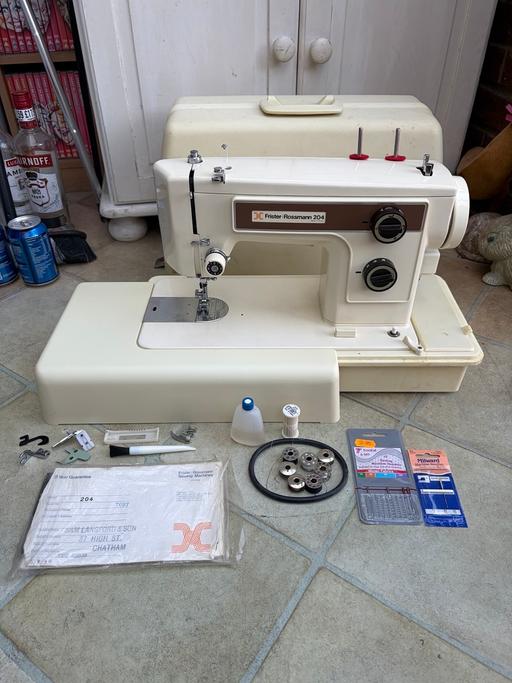  — Frister and Rossmann 204 sewing machine