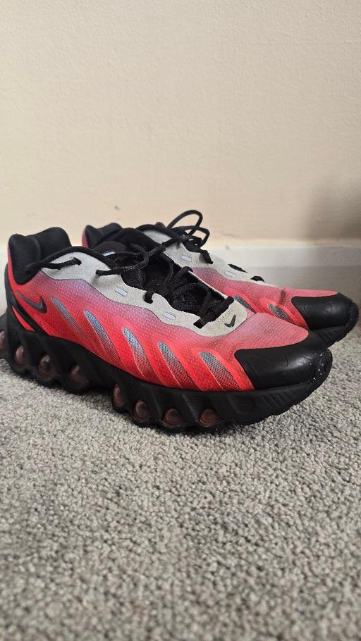  — Nike Air Max Dn8 GS Red Pink Black Trainers U
