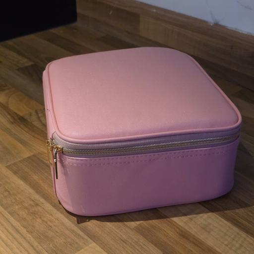  — Pink Cosmetic / Makeup Travel Case — LED Mirr