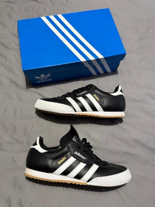 — Adidas Samba’s