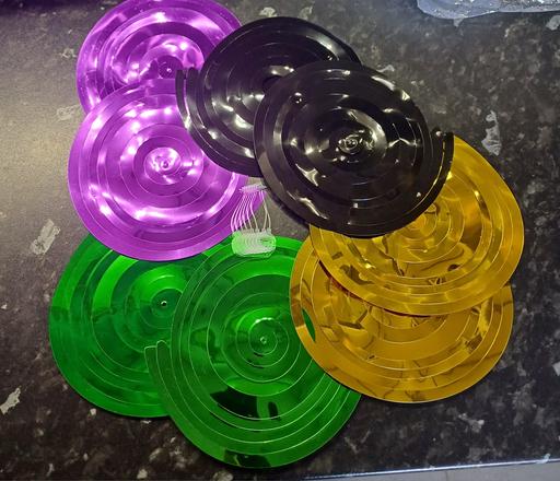  — Halloween 8 Spiral hangy decorations. New