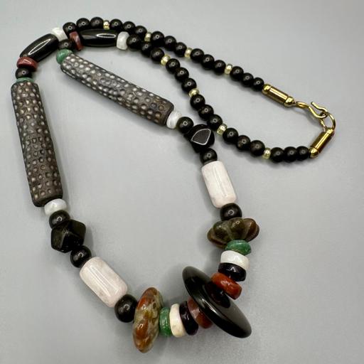  — Chunky Ethnic Natural Stone Gemstone Necklac