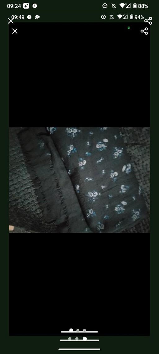 — Scarf