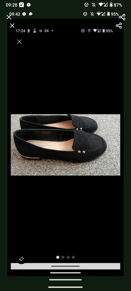  — women flat shoes size 3