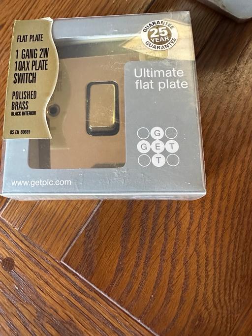  — 1 switch, 1 gang, 2 way flat plate bulk ins