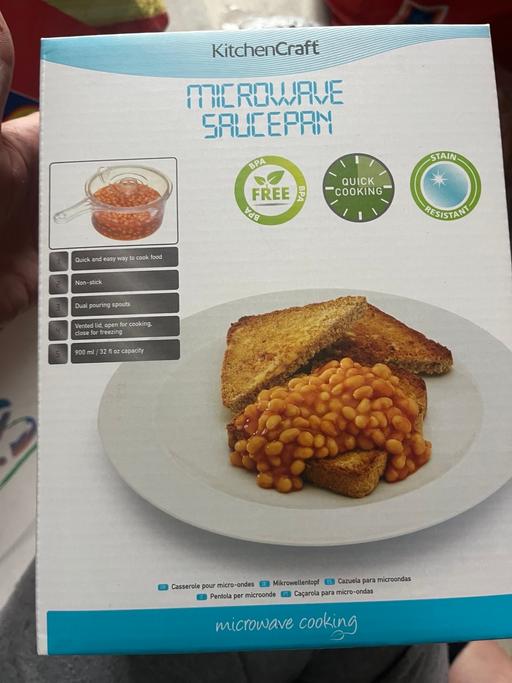  — New microwaveable saucepan