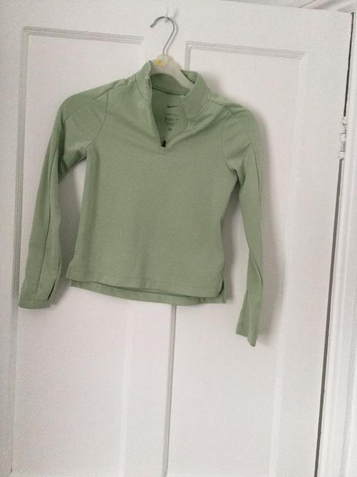  — Nike top age 8/9