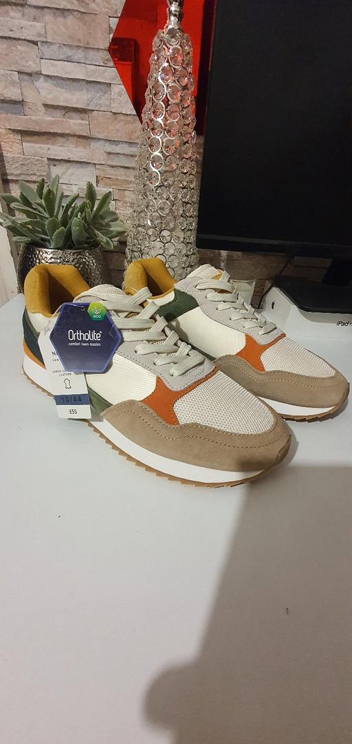  — men's trainers sneakers