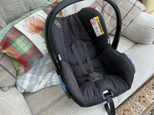  — Maxi Cosi baby car seat