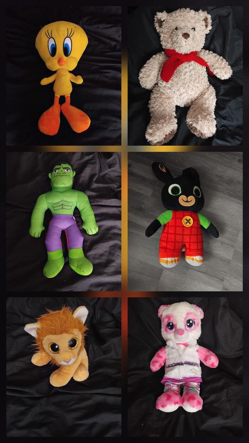  — 6 Teddies.