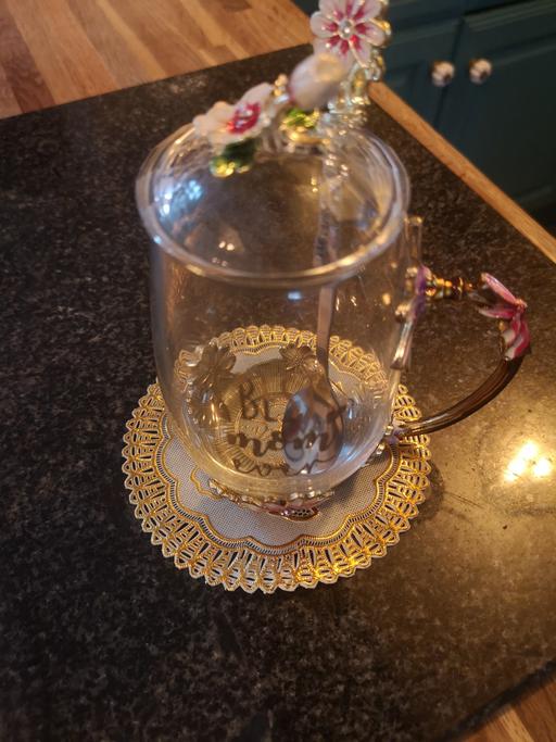 — elegant glass cup