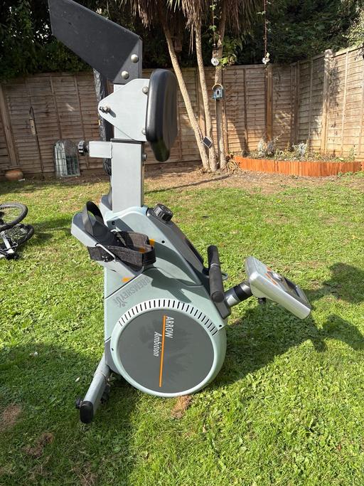  — Folding rowing machine
