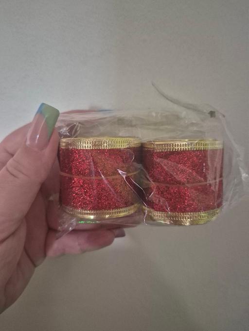  — new 2 x Red Ribbon