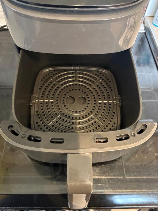  — Air fryer