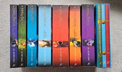  — Harry Potter book collection (10 books)