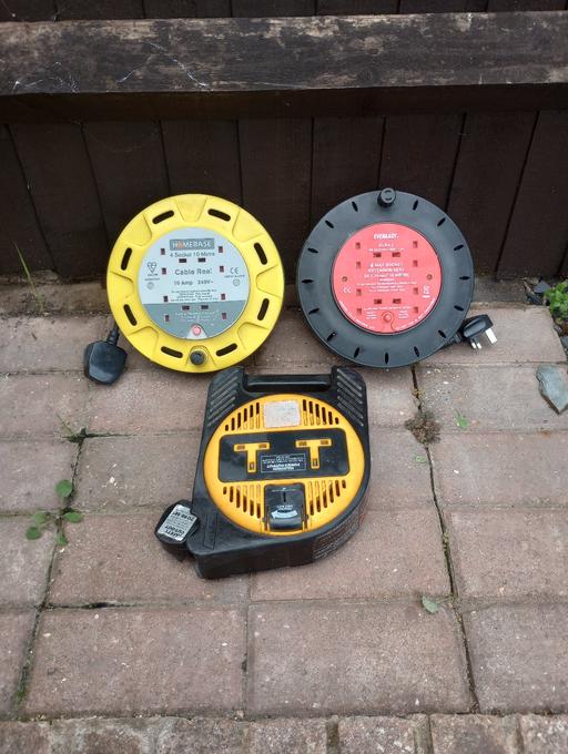  — 3 extension reels
