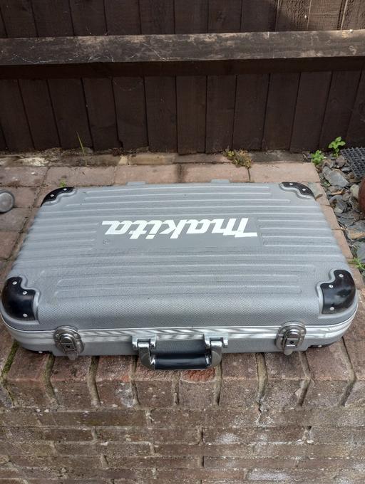  — Makita tool box