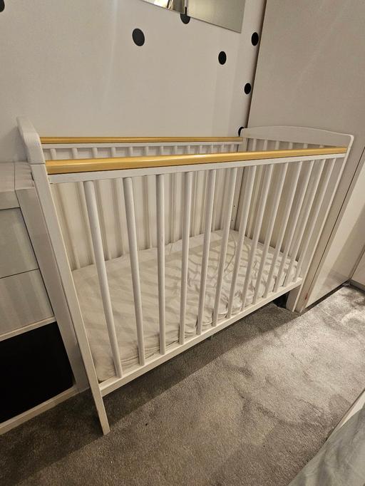  — Cot
