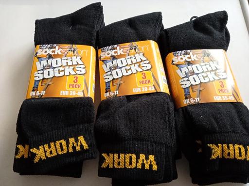  — 9 pairs of mens WORK SOCKS SIZE 6-11