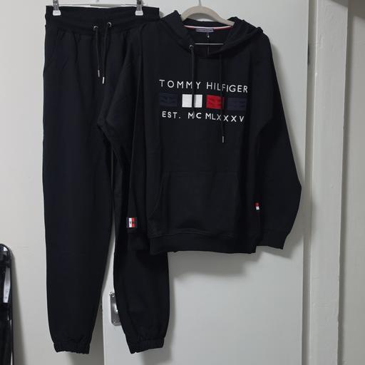  — women tracksuit navy  XL