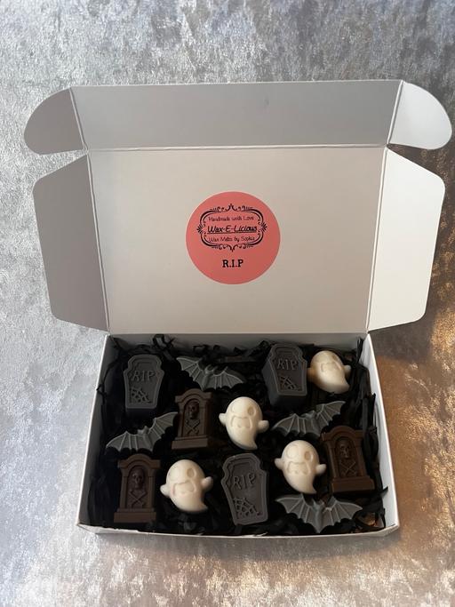  — Wax-E-Licious R.I.P Halloween Wax Melts