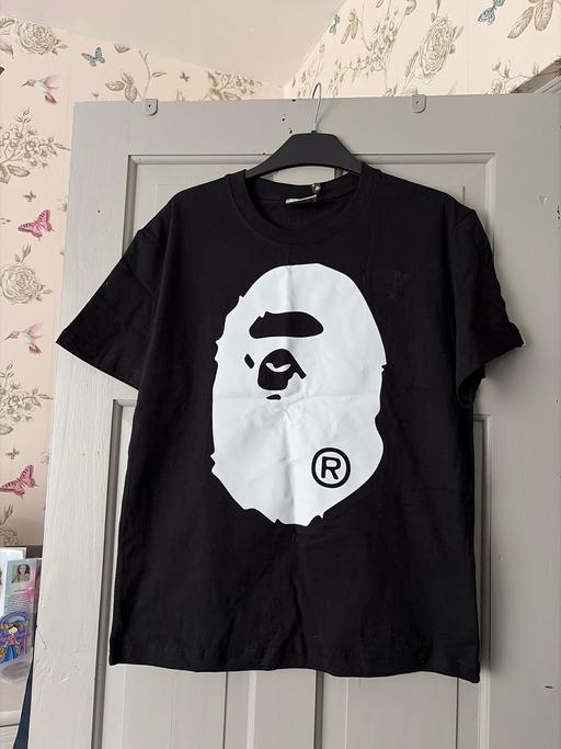  — Men’s t shirt