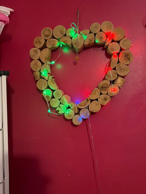 — Wooden heart frame