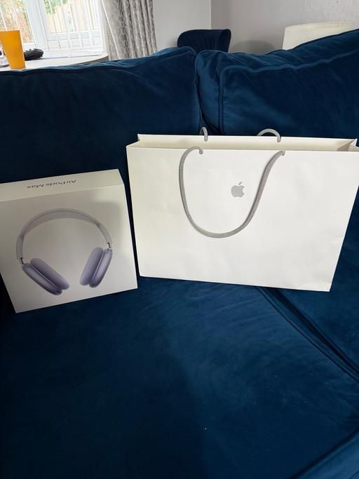  — AirPods Max 2 opened used once