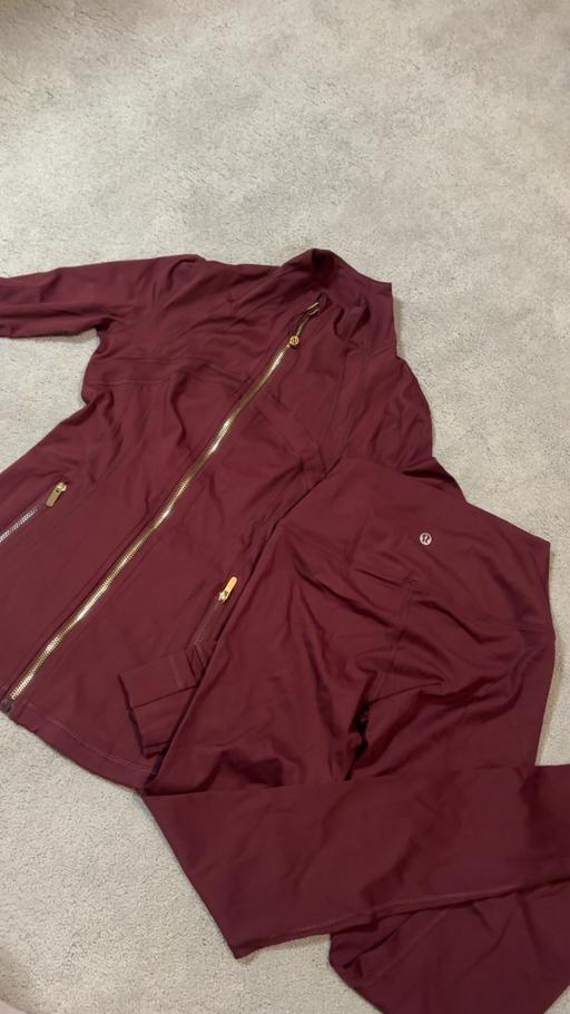  — burgundy lululemon size 2