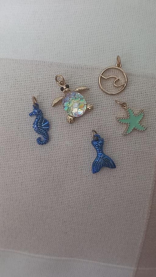  — charms-set of 5