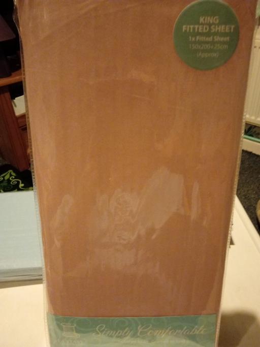 — brand new KING SIZE FITTED SHEET