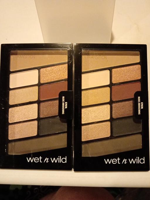  — 2 brand new ladies EYESHADOW PALETTES